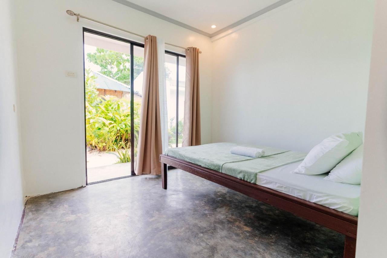 Kawayan Hostel ゼネラル・ルナ エクステリア 写真